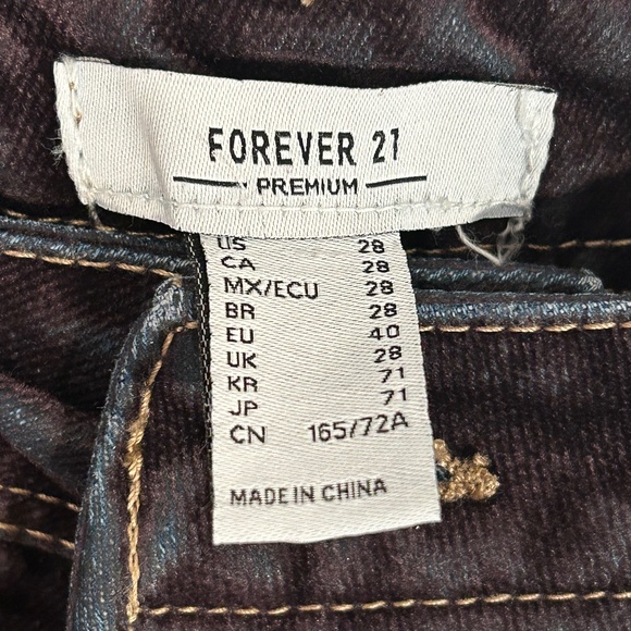 Forever 21 Women's High Rise Slim Fit Flare Leg Flocked Jeans NWOT Sz 28 - Picture 6 of 12